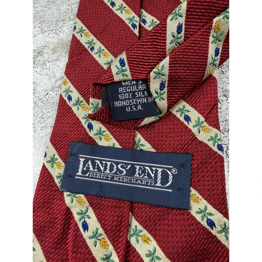 Lands' End Tie Mens OS Red 100% Silk Pointed Striped Woven Embroidered VTG